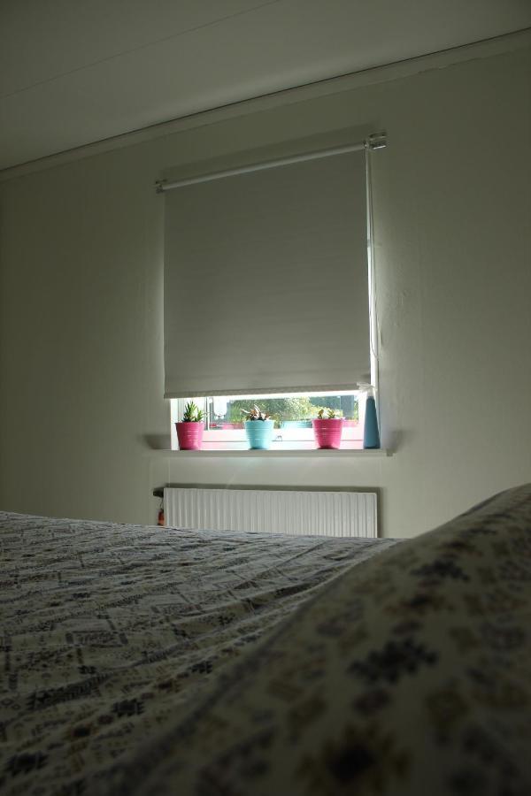 Private Room For Rent In A Villa With Garden View Älmhult エクステリア 写真